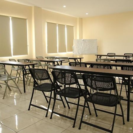 Daya Hotel Makassar Luaran gambar