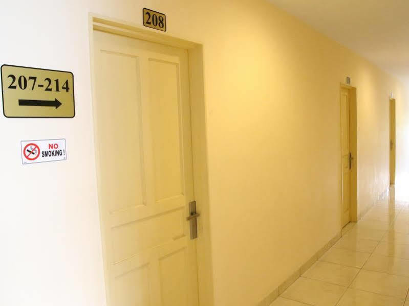 Daya Hotel Makassar Luaran gambar